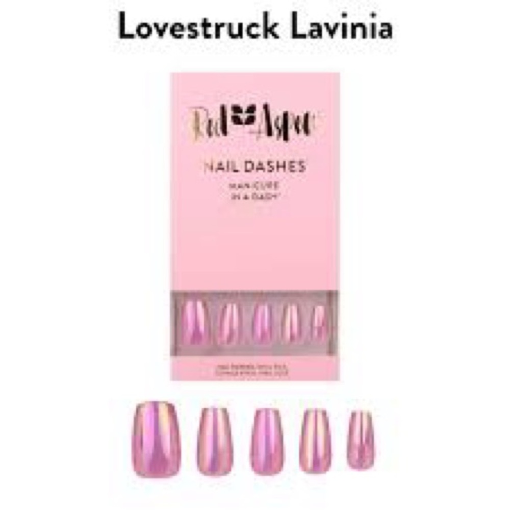 Lovestruck Lavinia Nail Dashes